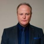Gary Lamont