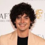 Aneurin Barnard