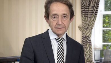 anthony seldon