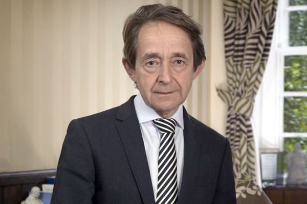 anthony seldon