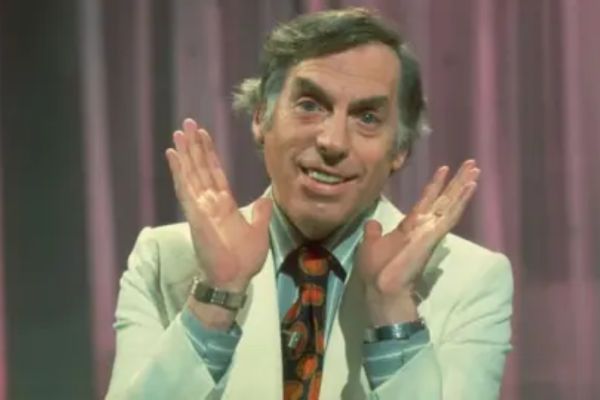 Larry Grayson